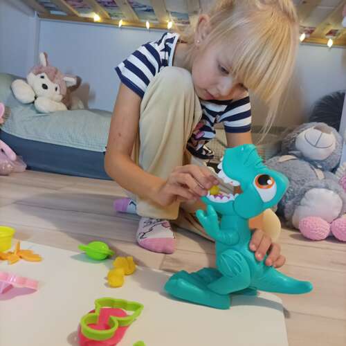Dinozaur Cu Accesorii: Plastelina, Forme pentru Stimulare Creativitate Copii, Multicolor - Cumpara24