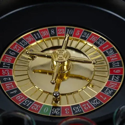 Joc ruleta cu shot - uri, diametru 30 cm, 16 pahare din sticla, capacitate 25 ml - Cumpara24