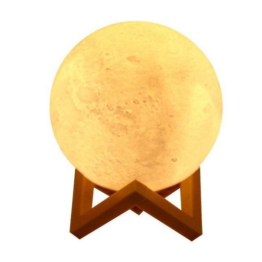 Lampa de Veghe Luna 3D, Lumina LED Alb Cald, Alimentare cu Baterii, Stand din Plastic Inclus, 12 cm - Cumpara24