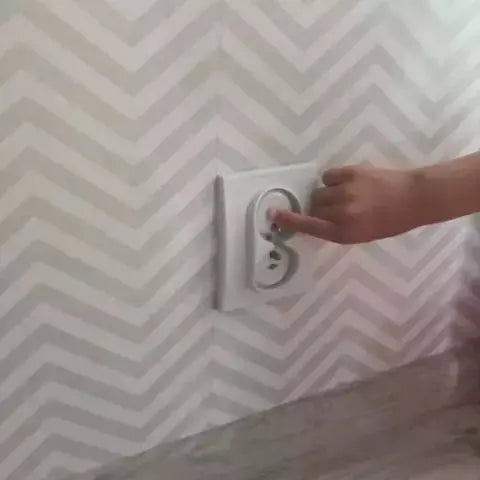 Protectie Priza pentru copii 15 Piese + 3 Chei - Cumpara24