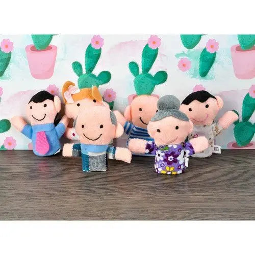 SET 6 FIGURINE MASCOTA PENTRU DEGETE - OAMENI - Cumpara24