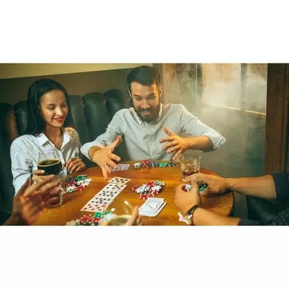 Set De Poker 300 Jetoane cu Servieta de Aluminiu si Accesorii - Cumpara24