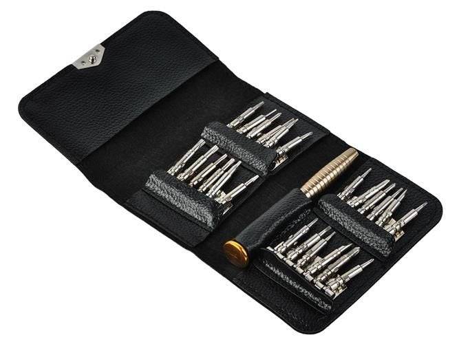Set de șurubelnițe de precizie 25 în 1 într-o husă din piele neagră, ideal pentru reparații fine și lucrări de precizie.